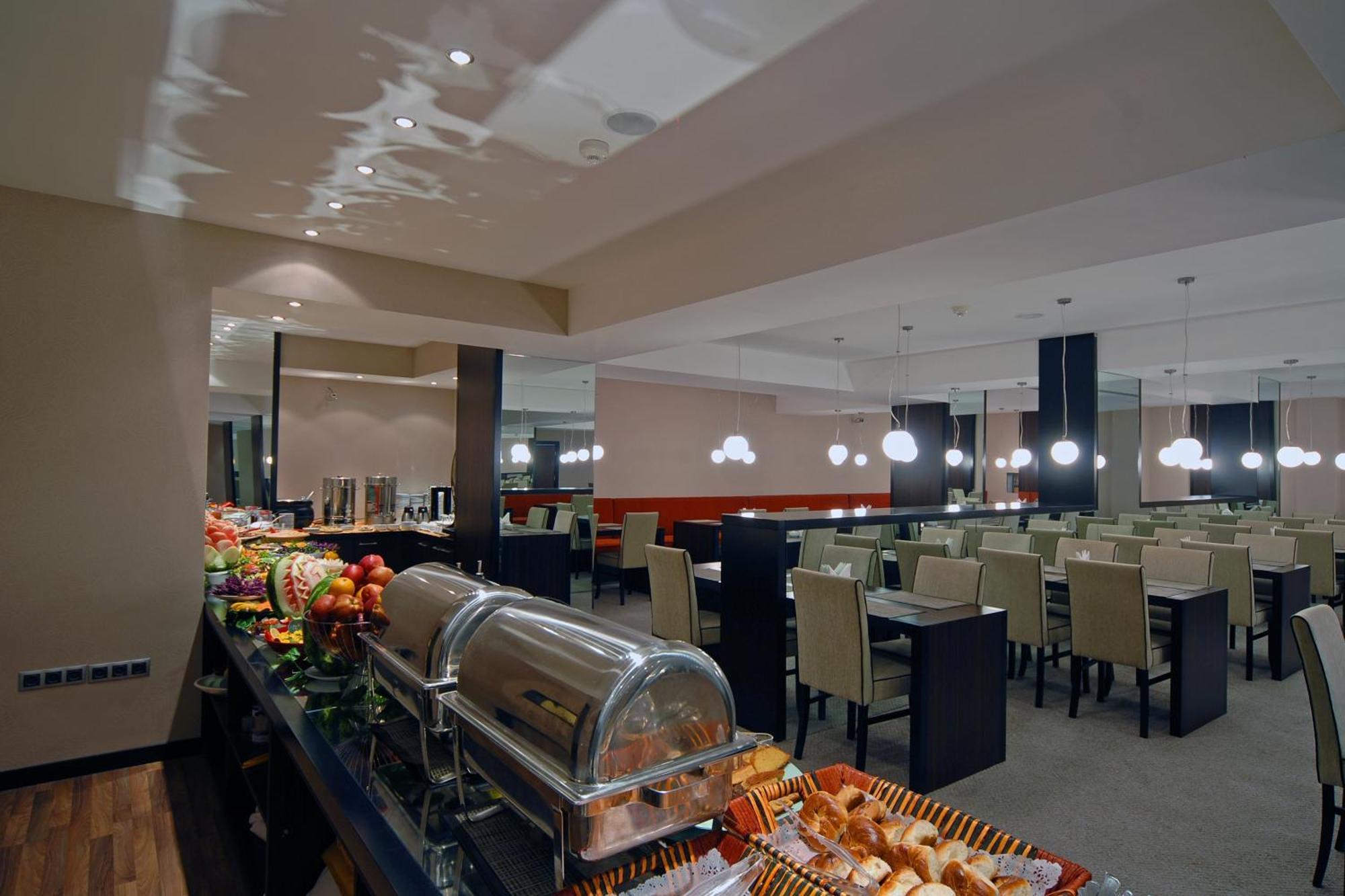 Otel Klas Old 4*