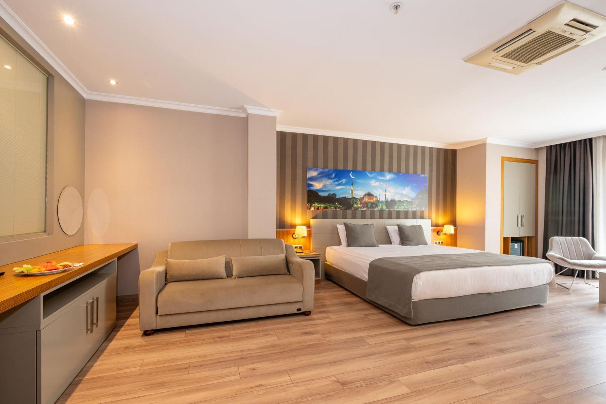Otel Klas Old 4*